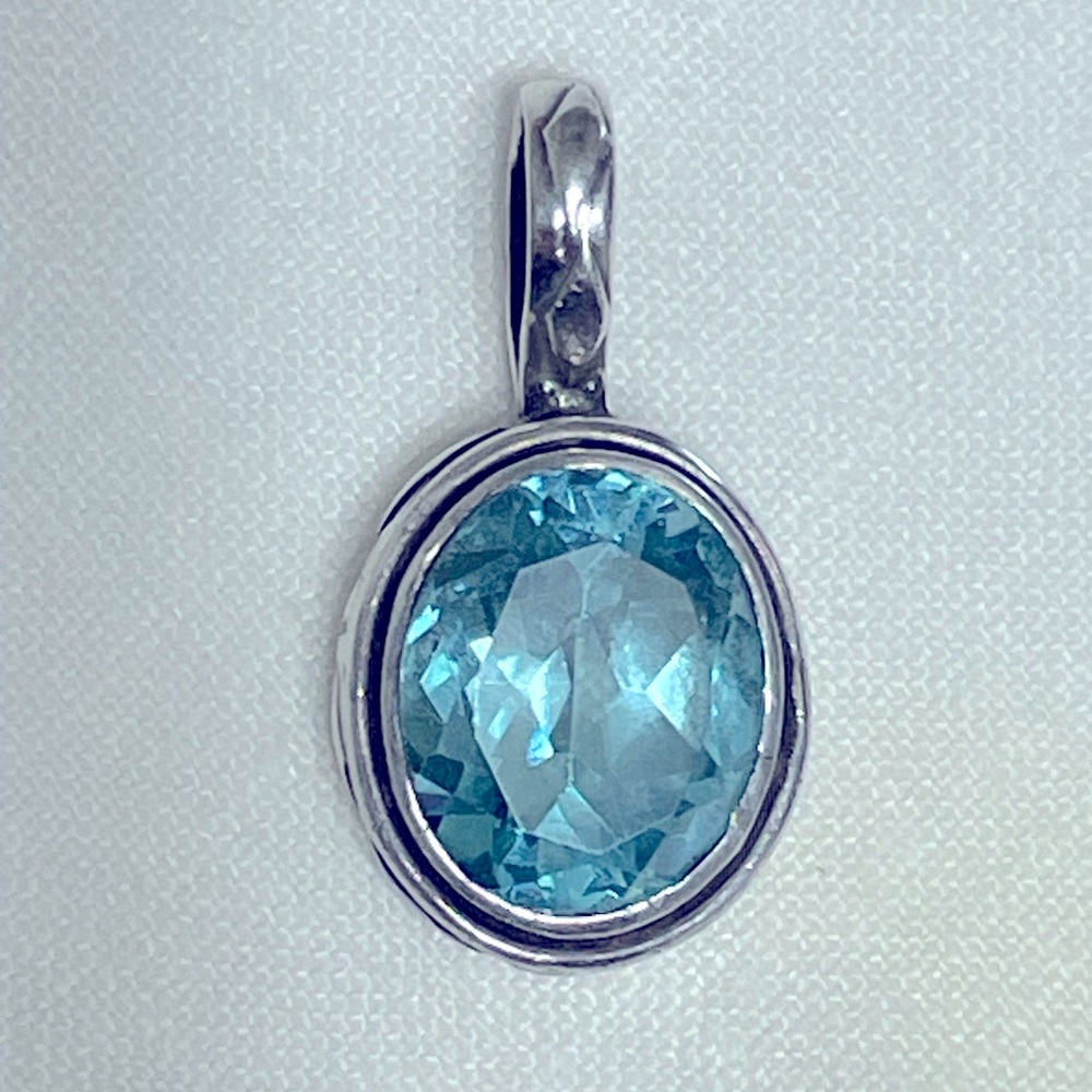 Blue Topaz & Sterling Silver Pendant